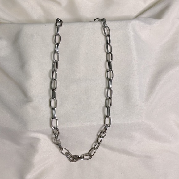 4 pcs chain bundle, 2 silver chains, 2 bear chains (one pink and one purple)! - Picture 3 of 5